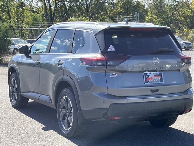 2026 Nissan Rogue SV photo 4