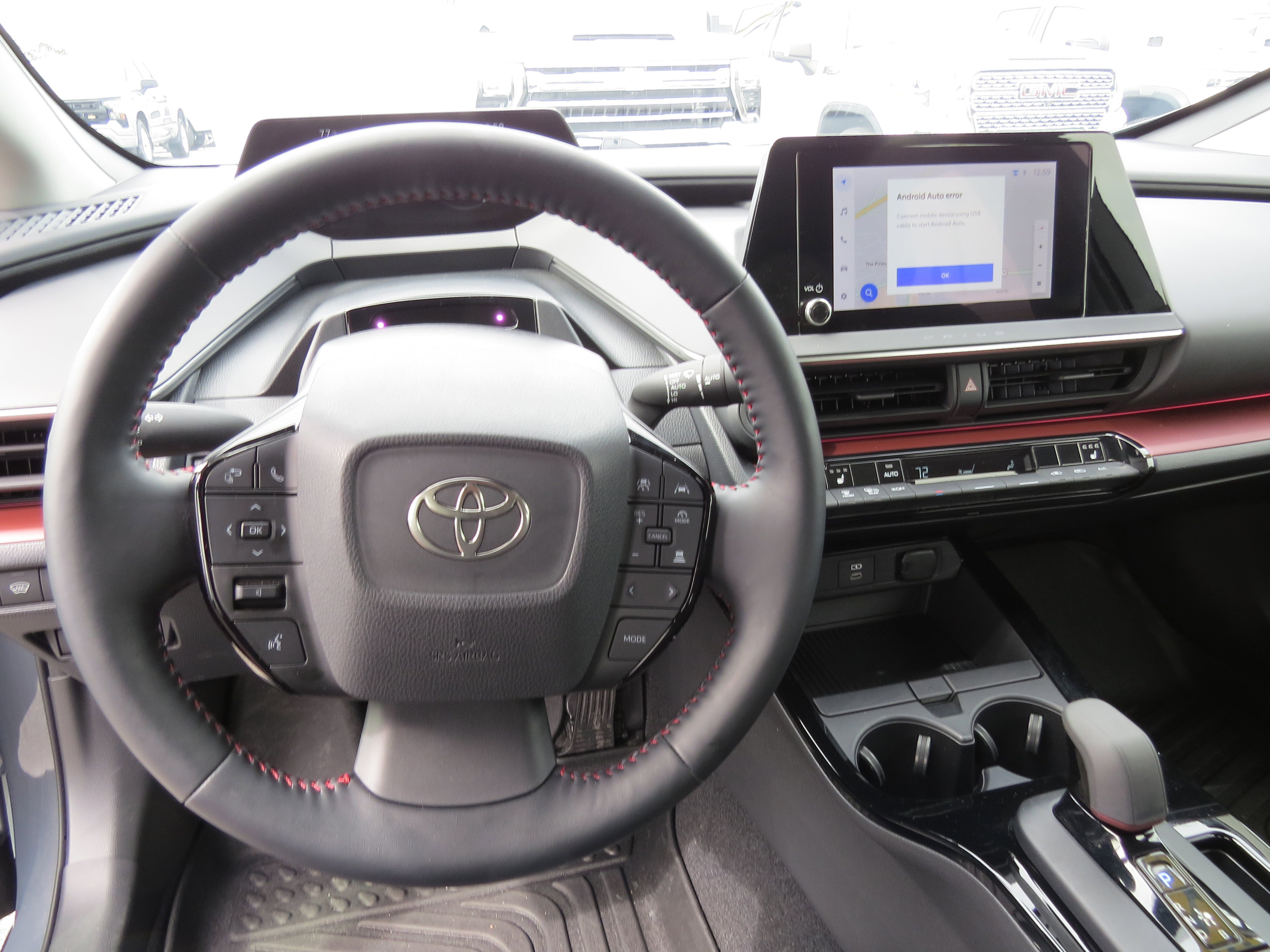 2024 Toyota Prius Prime SE photo 10