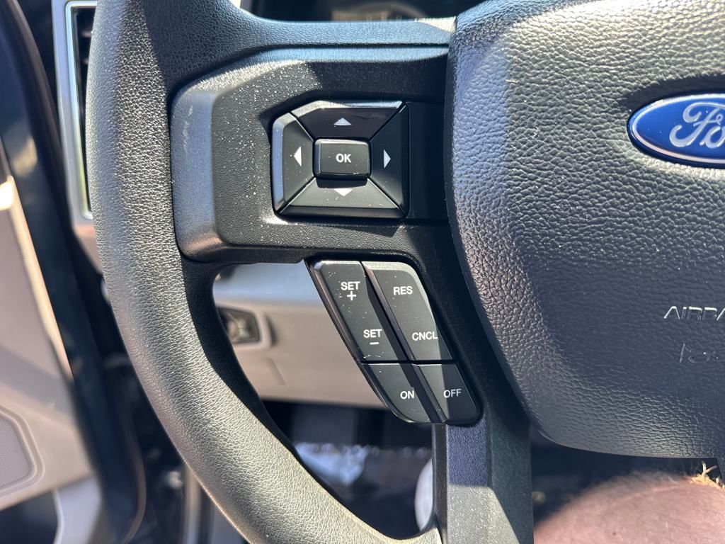 2019 Ford F-150 XLT photo 16