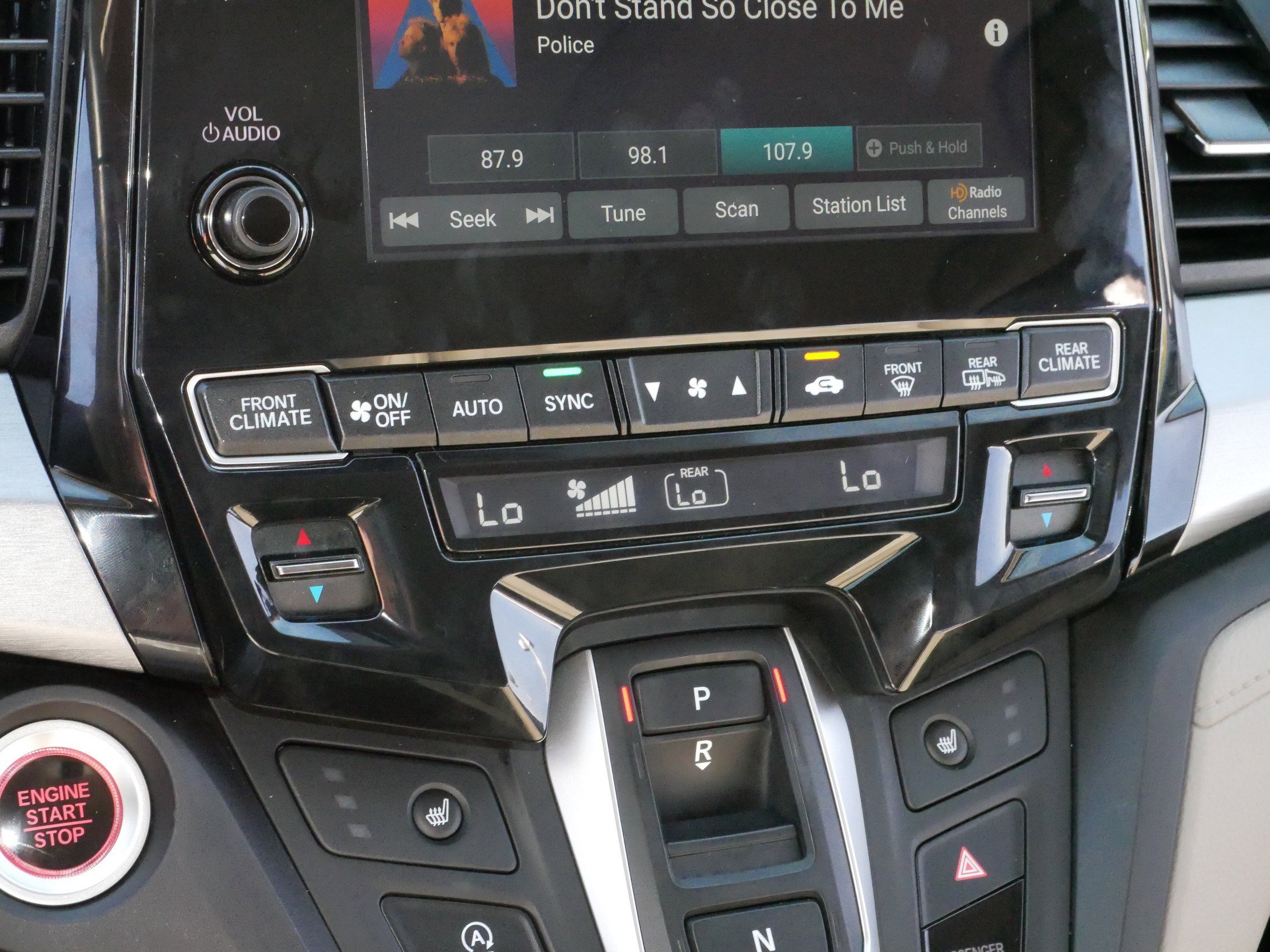 2023 Honda Odyssey EX-L photo 18
