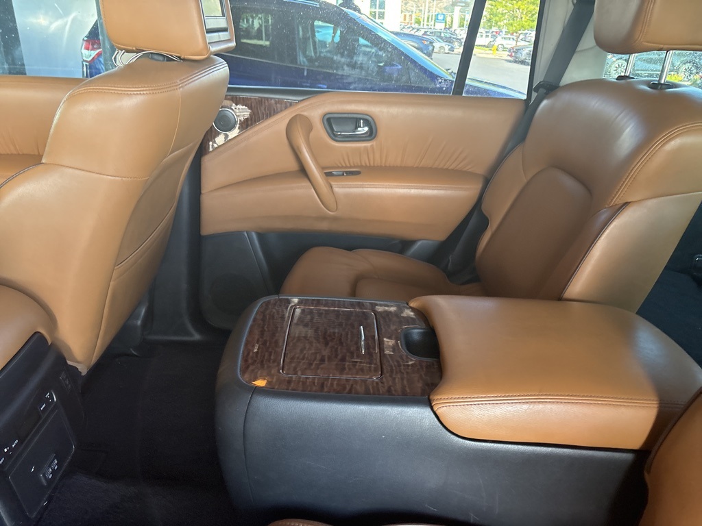2017 Nissan Armada Platinum photo 8