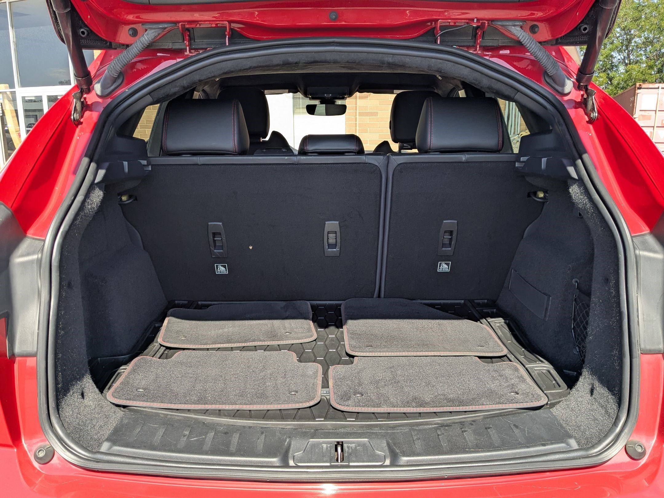 2018 Jaguar E-PACE First Edition photo 31