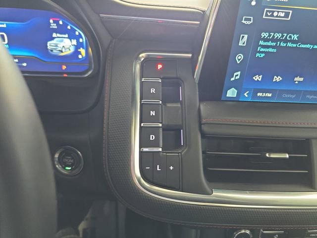 2023 Chevrolet Suburban RST photo 20