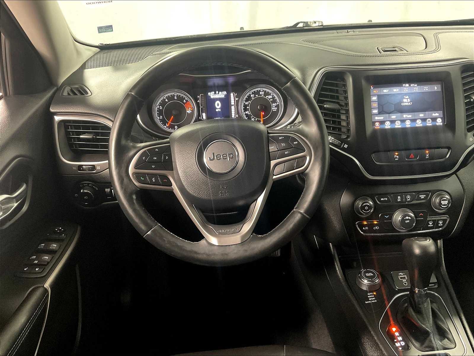 2021 Jeep Cherokee Latitude photo 17