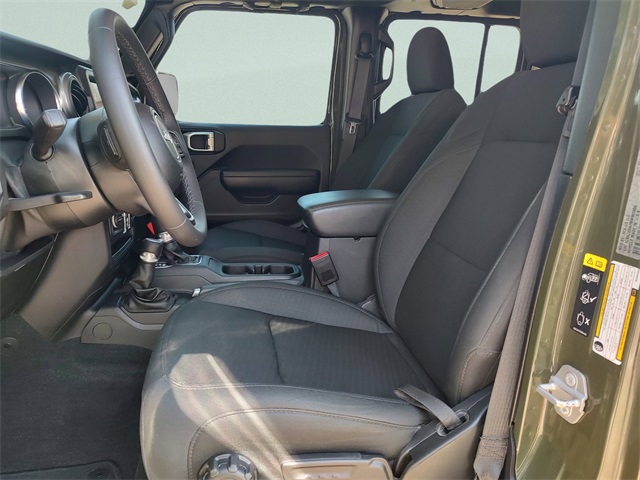2021 Jeep Wrangler Unlimited Willys photo 26
