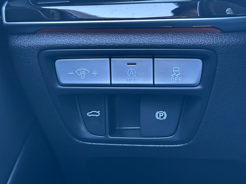 2024 Genesis G80 2.5T photo 35