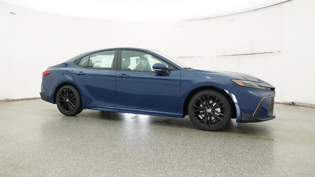 2025 Toyota Camry SE photo 28
