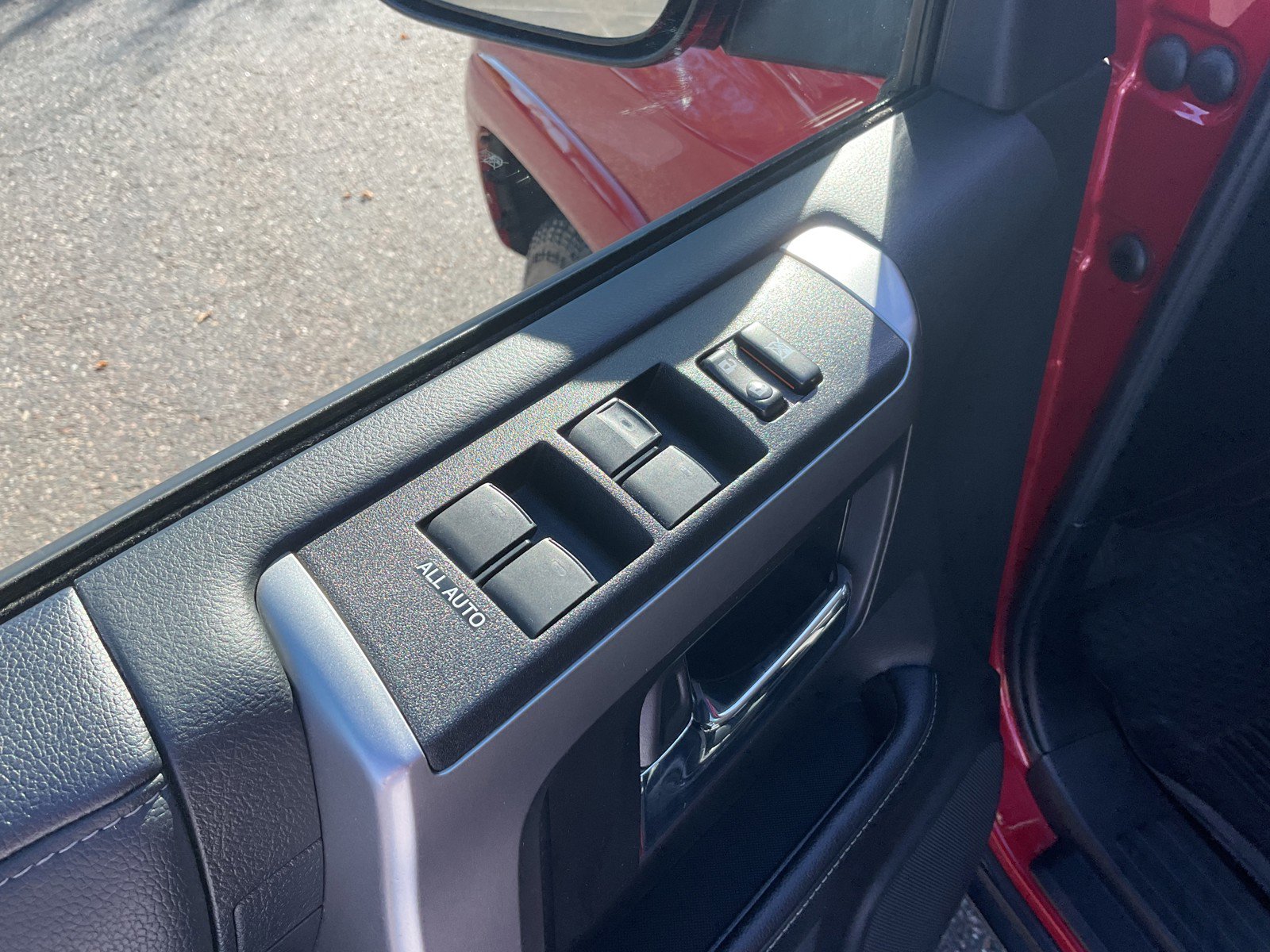 2021 Toyota 4Runner SR5 4WD photo 19