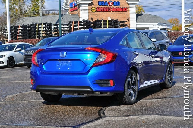 2017 Honda Civic Touring photo 3