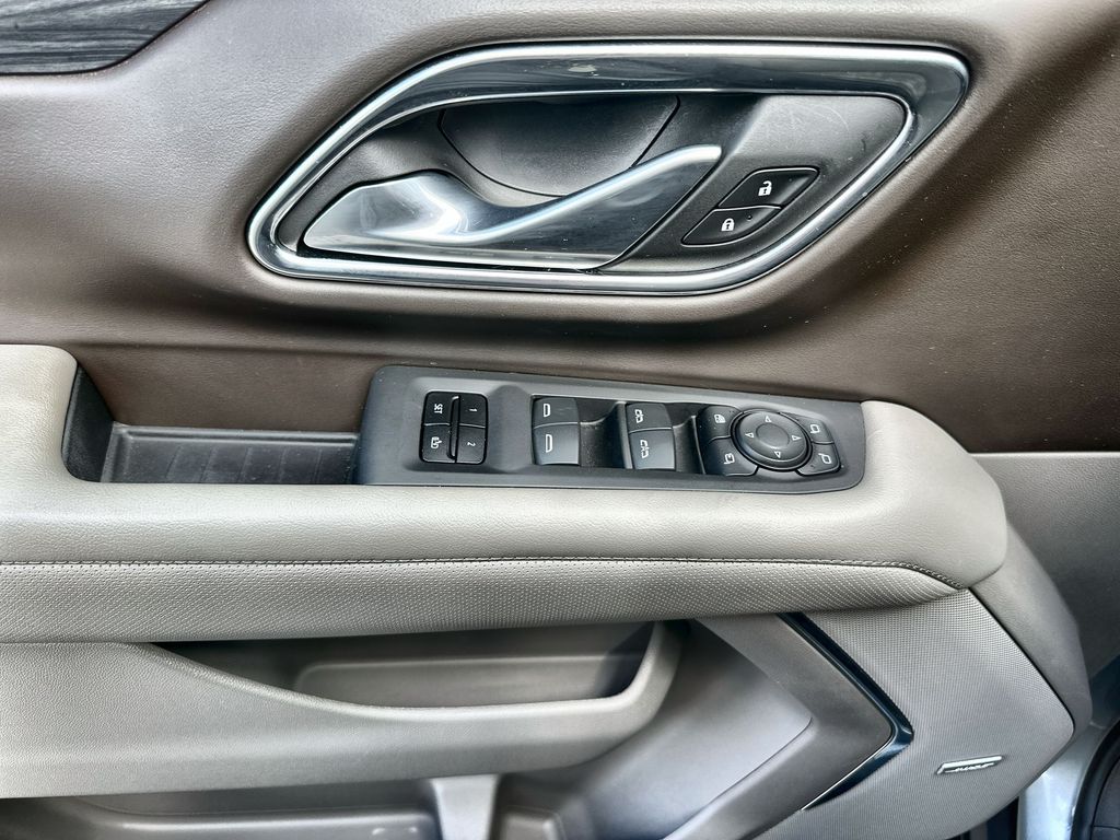 2023 Gmc Yukon SLT photo 24