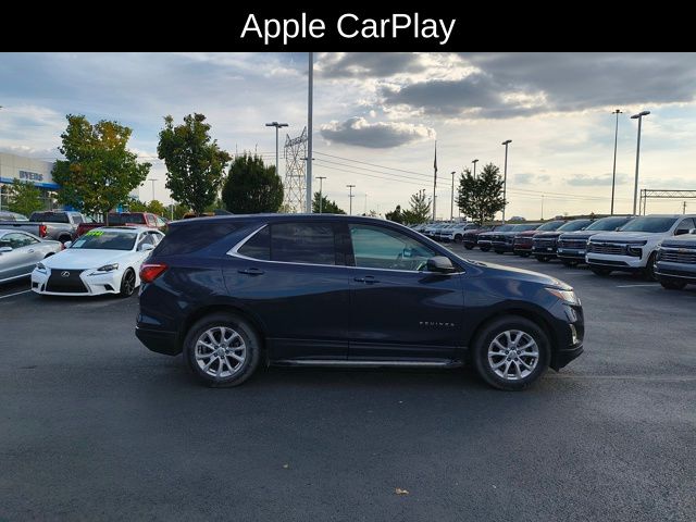 2019 Chevrolet Equinox LT photo 2
