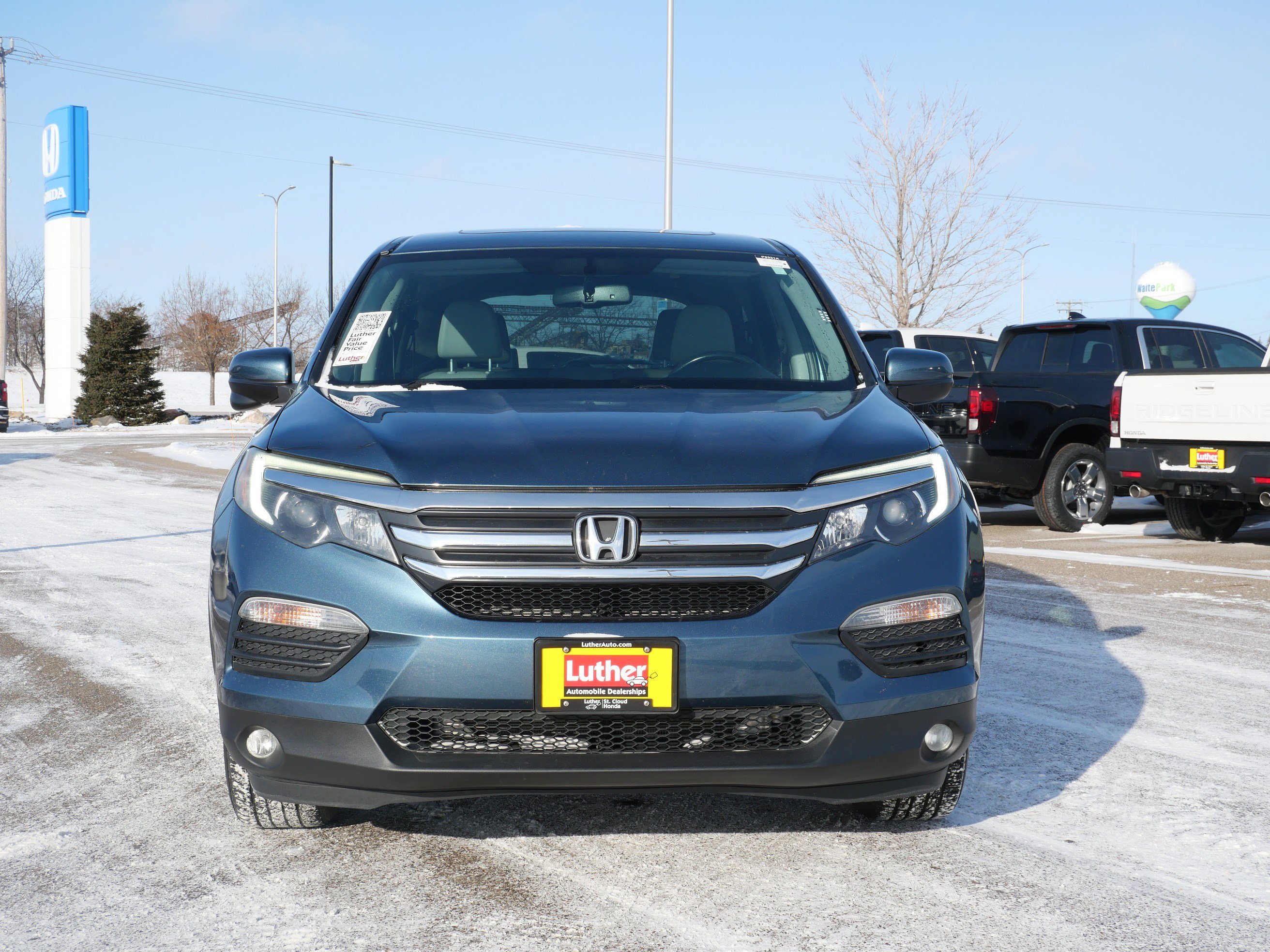 Used 2017 Honda Pilot EX-L with VIN 5FNYF6H57HB078910 for sale in Waite Park, Minnesota