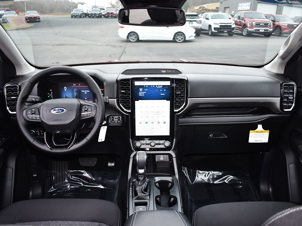 2025 Ford Ranger XLT photo 3