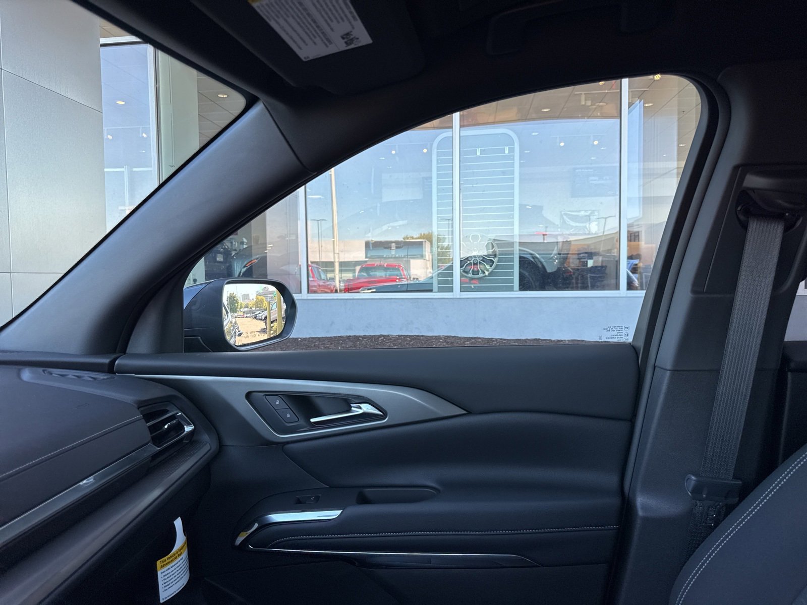 2025 Chevrolet Traverse photo 26