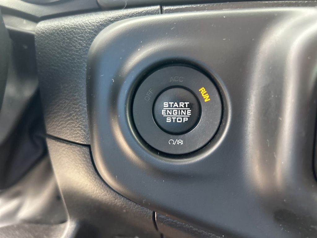 2023 Jeep Gladiator Overland photo 37