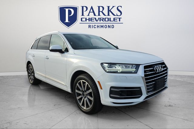 2017 Audi Q7 Premium Plus's photo