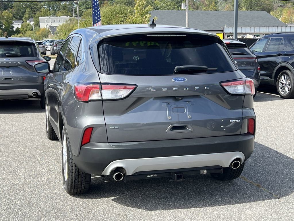 2021 Ford Escape SE photo 6