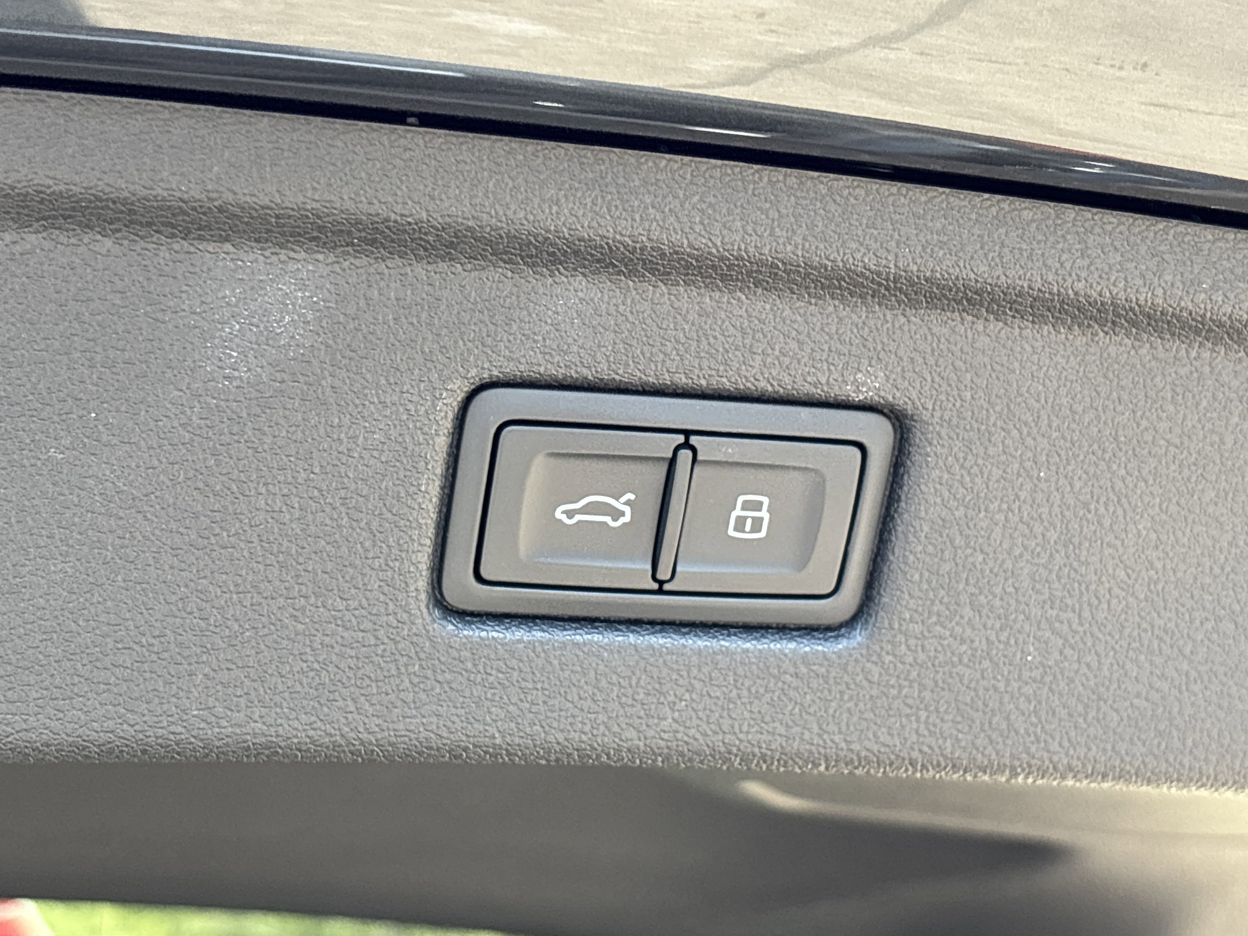 2023 Audi A5 Quattro Premium Plus photo 4