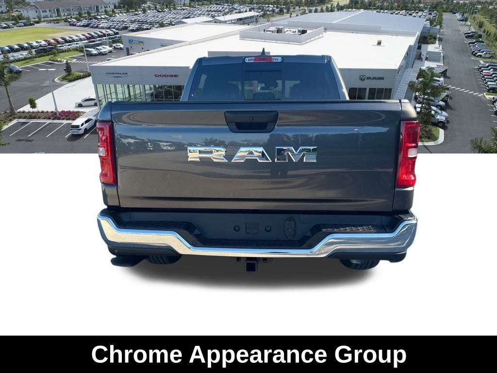 2025 Ram 1500 Tradesman photo 4