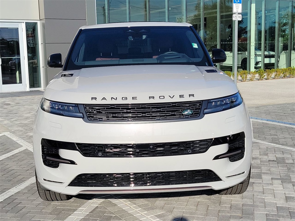2025 Land Rover Range Rover Sport SE photo 6