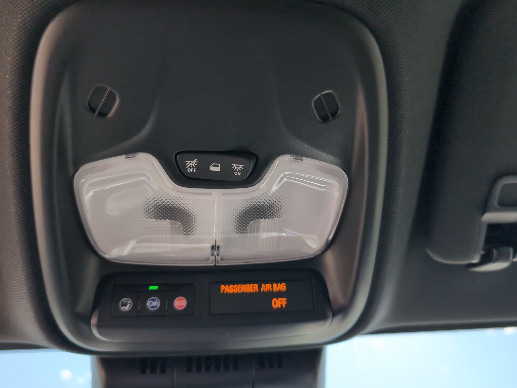 2025 Chevrolet Colorado Z71 photo 18