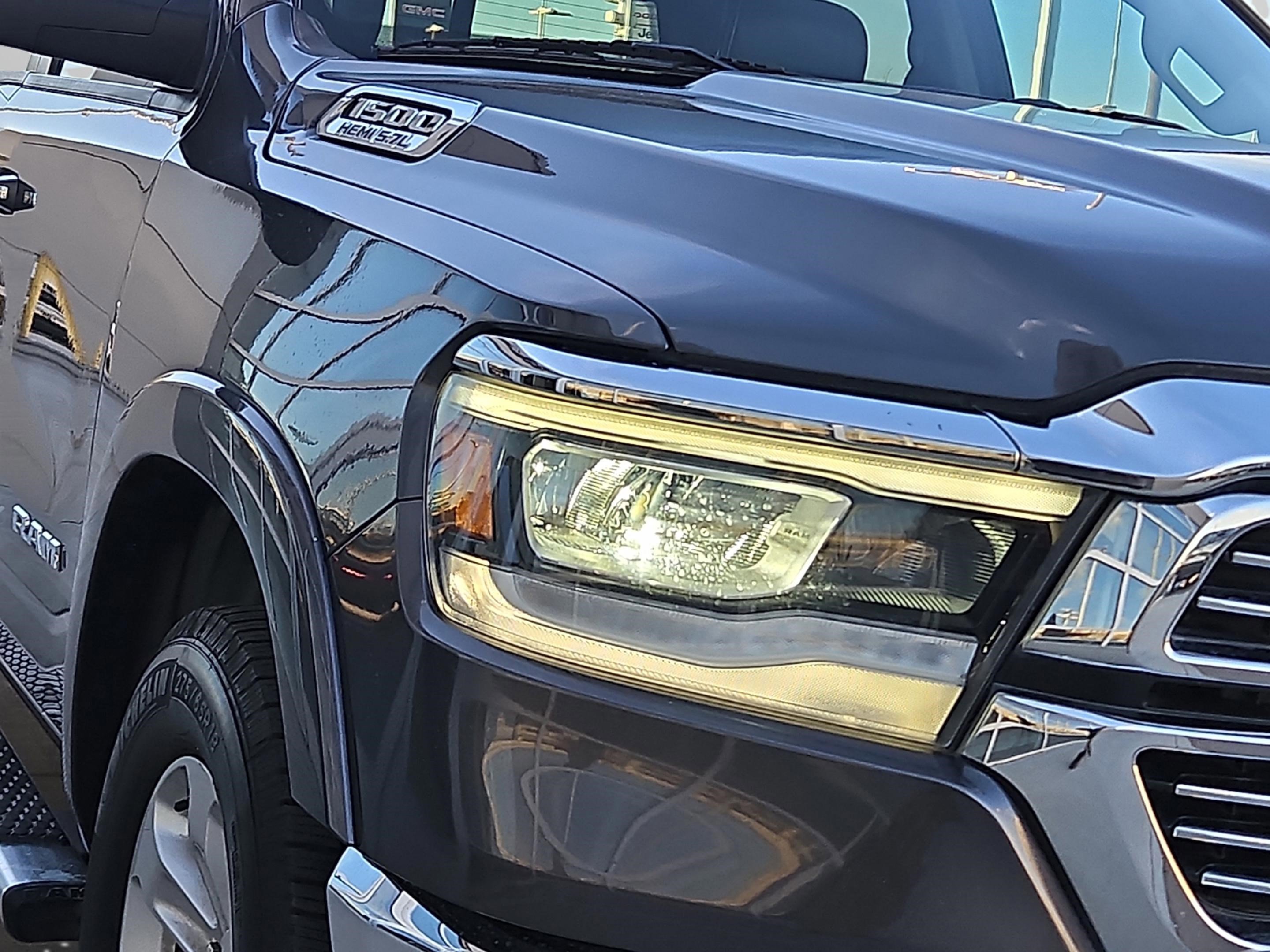 2021 Ram 1500 Laramie photo 4