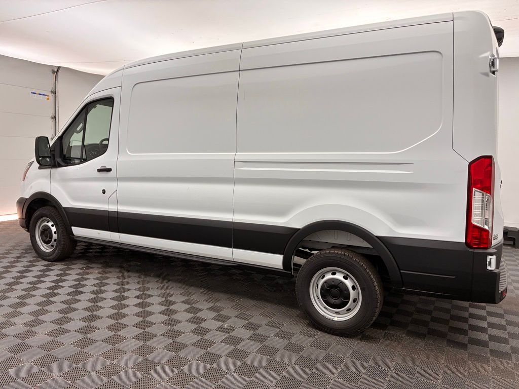 2025 Ford Transit photo 2
