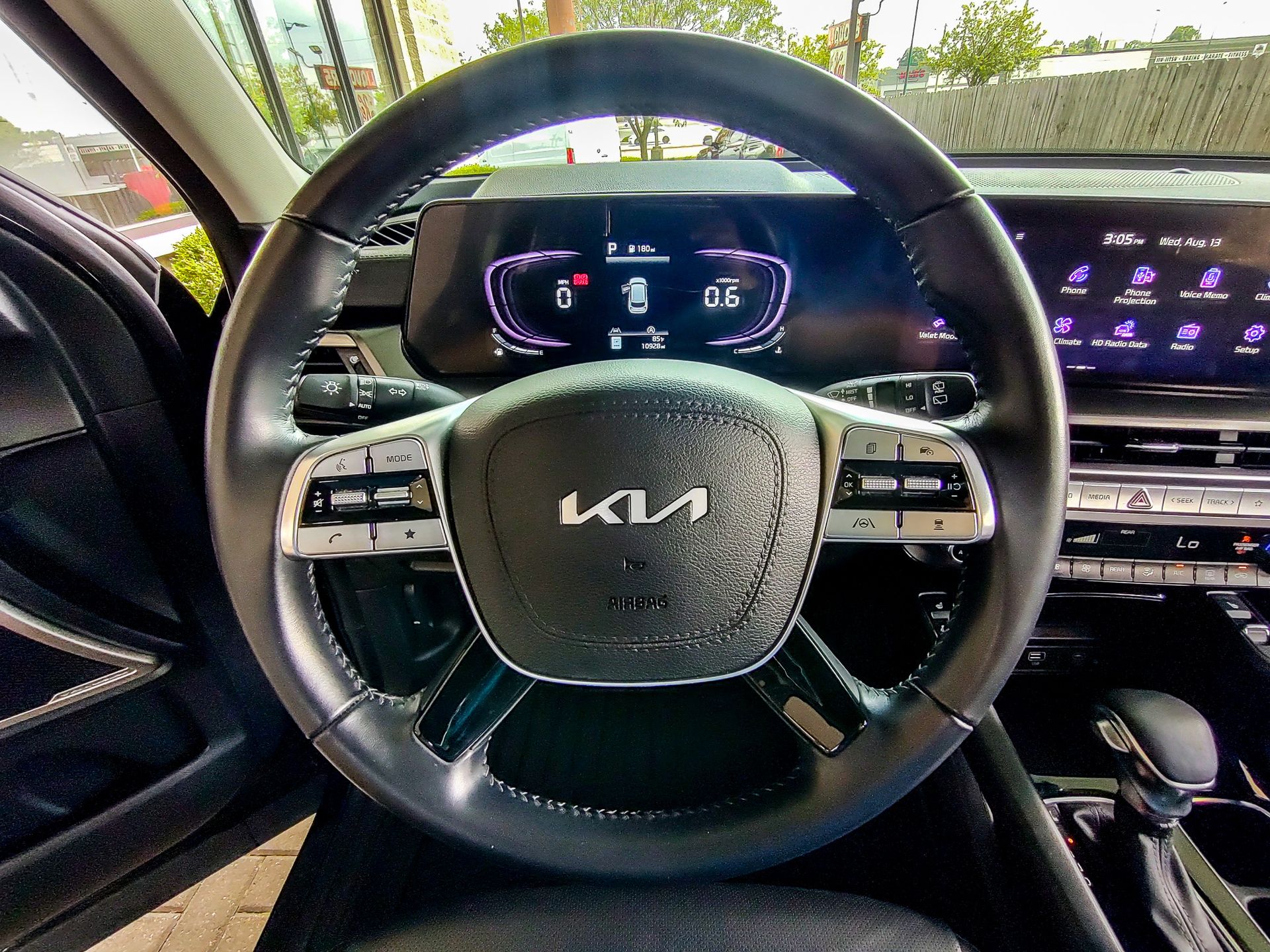 2023 Kia Telluride S photo 16