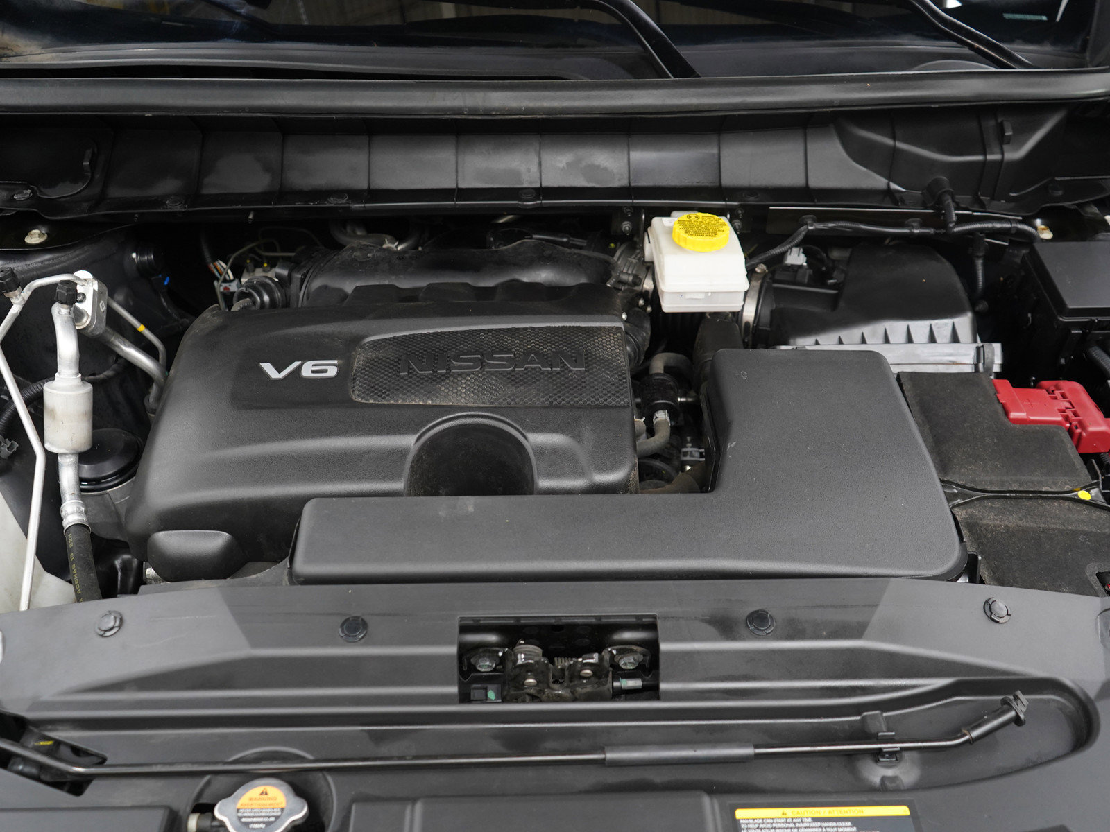 2023 Nissan Pathfinder Platinum photo 30