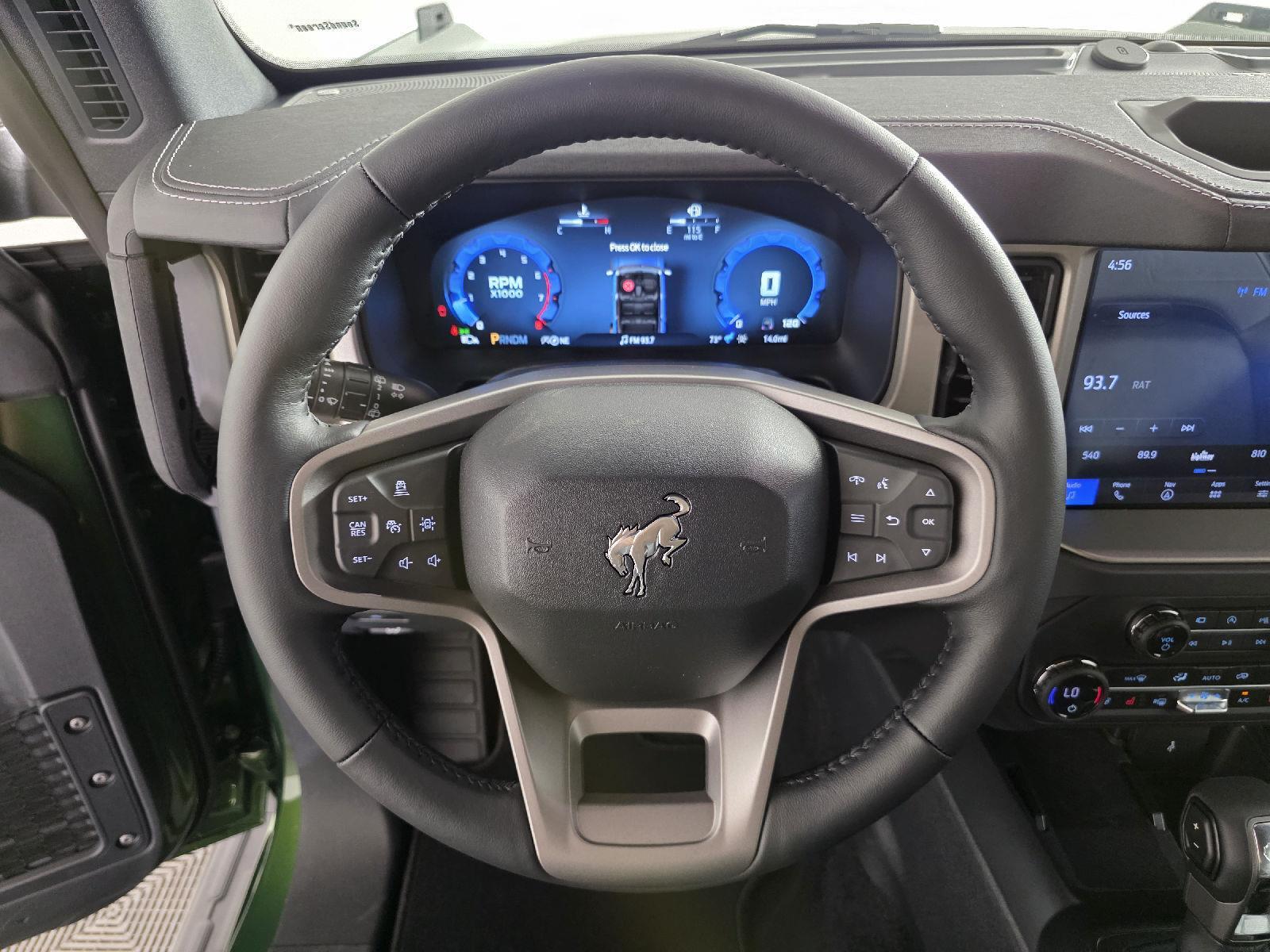2025 Ford Bronco Outer Banks photo 24