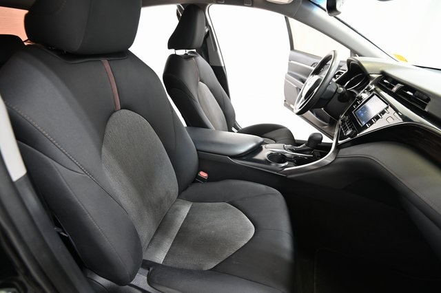 2019 Toyota Camry L photo 21