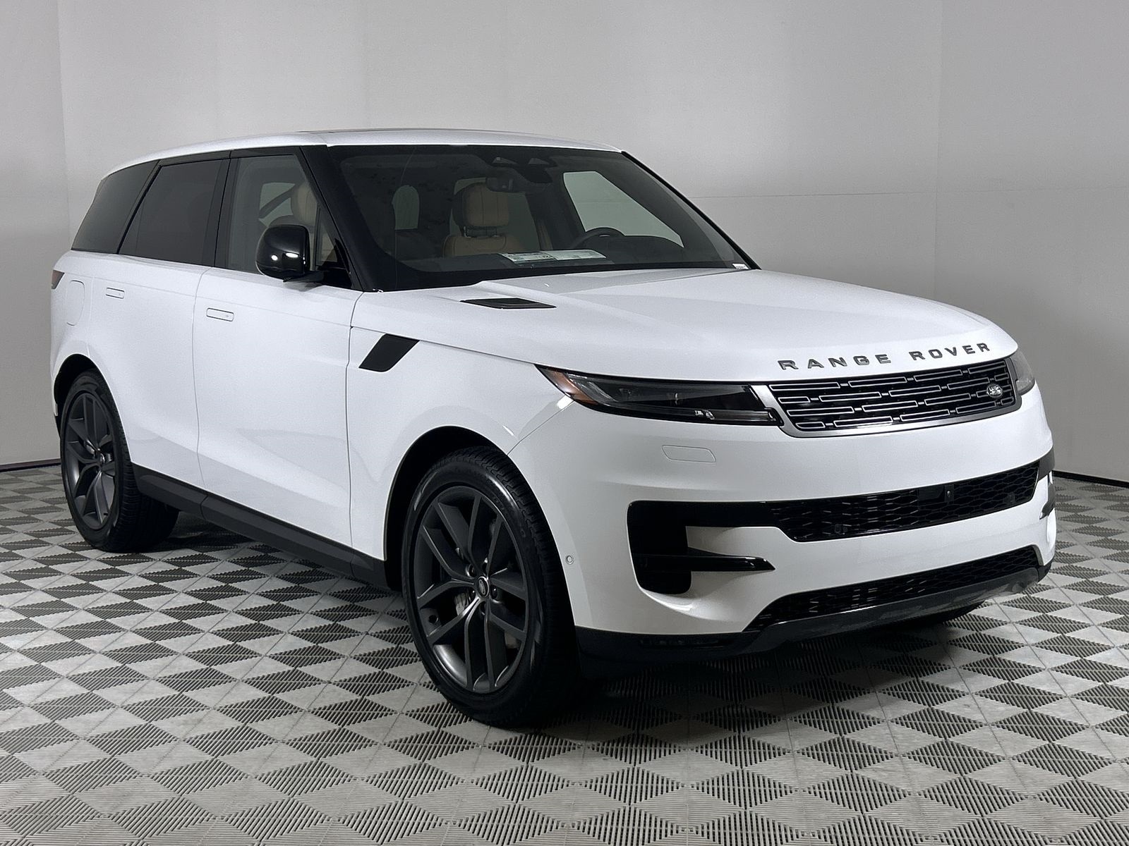2025 Land Rover Range Rover Sport SE photo 7