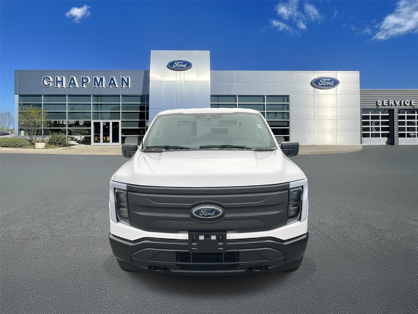 2023 Ford F-150 Lightning photo 2