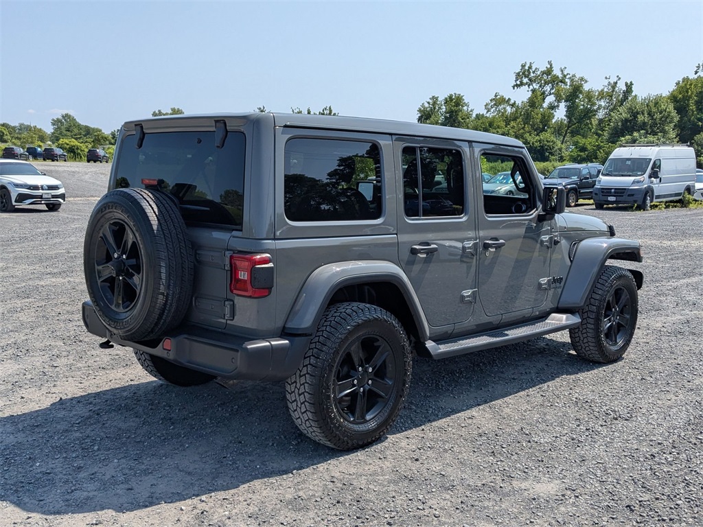 2019 Jeep Wrangler Unlimited Sahara Altitude photo 3