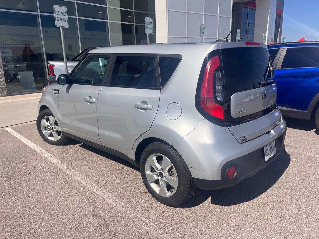 2018 Kia Soul Base photo 2