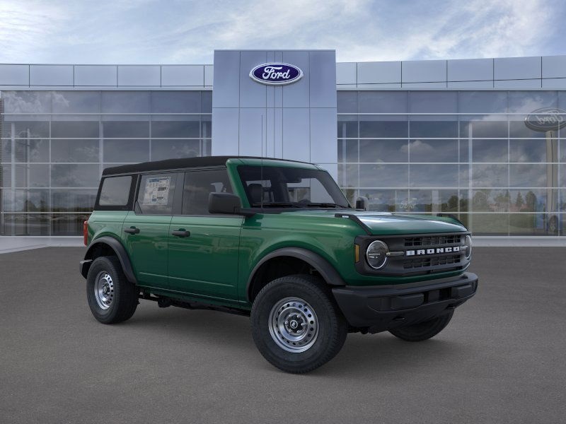 2025 Ford Bronco Base photo 6