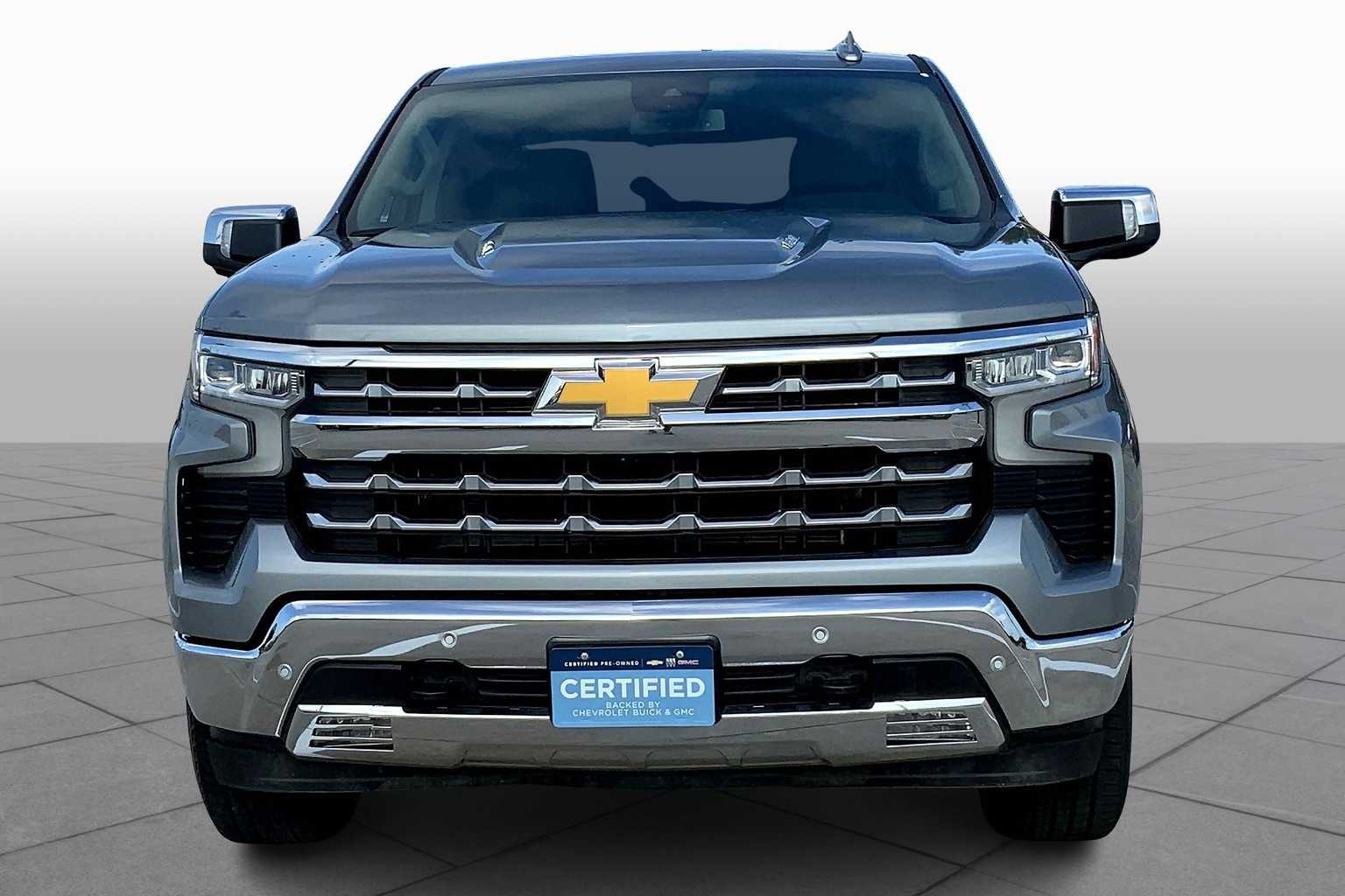 2024 Chevrolet Silverado 1500 LTZ photo 3