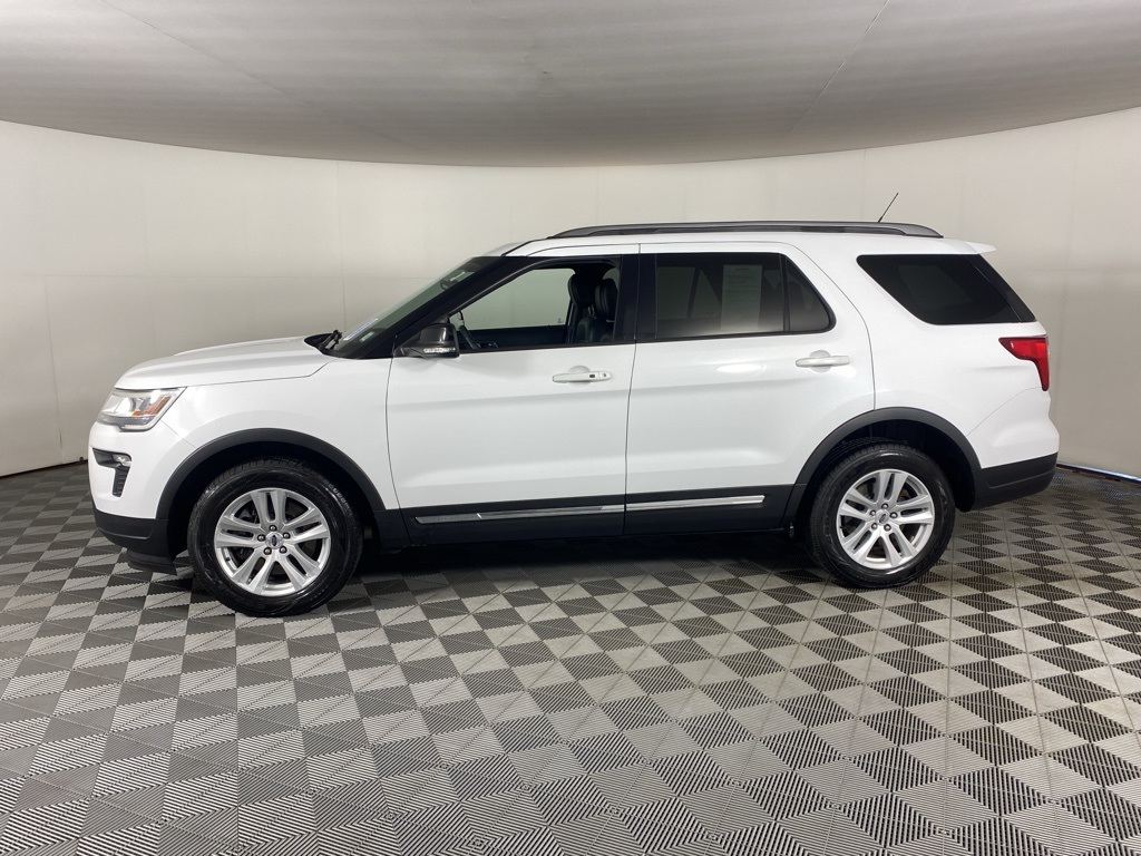2018 Ford Explorer XLT photo 4