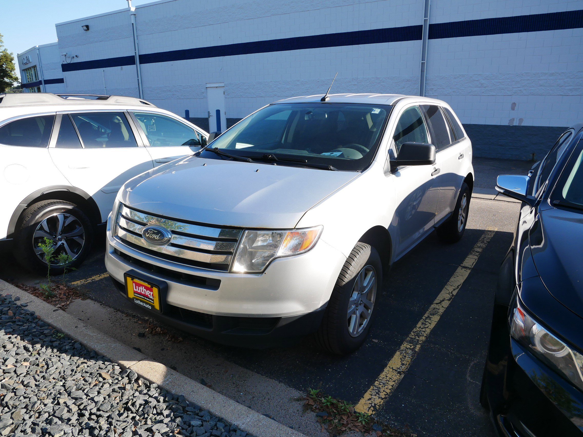 2010 Ford Edge SE photo 3