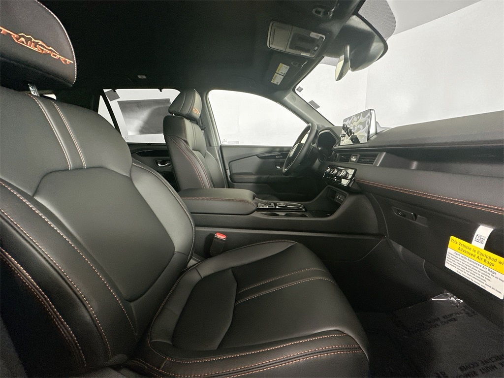 2025 Honda Pilot TrailSport photo 29