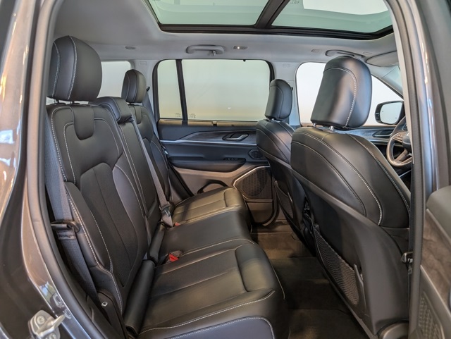 2022 Jeep Grand Cherokee Limited 4xe photo 27