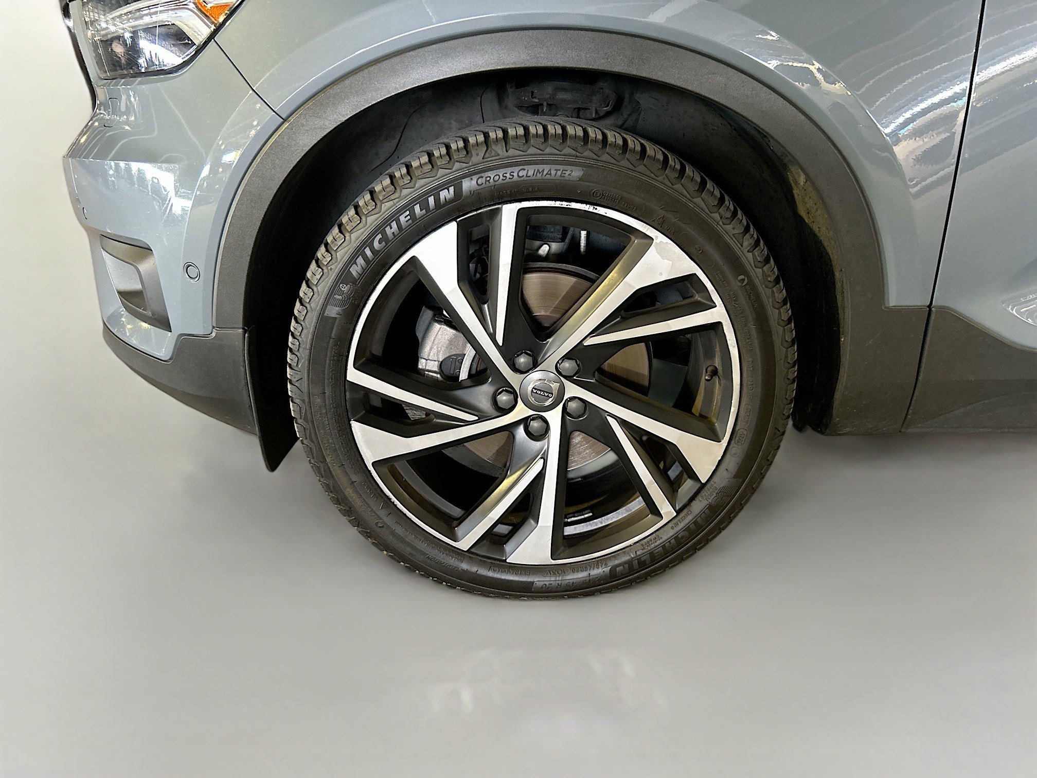 2021 Volvo XC40 R-Design AWD photo 34