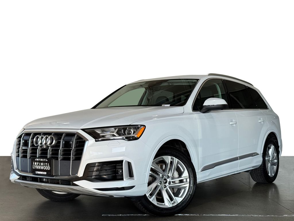 2022 Audi Q7 Premium Plus's photo