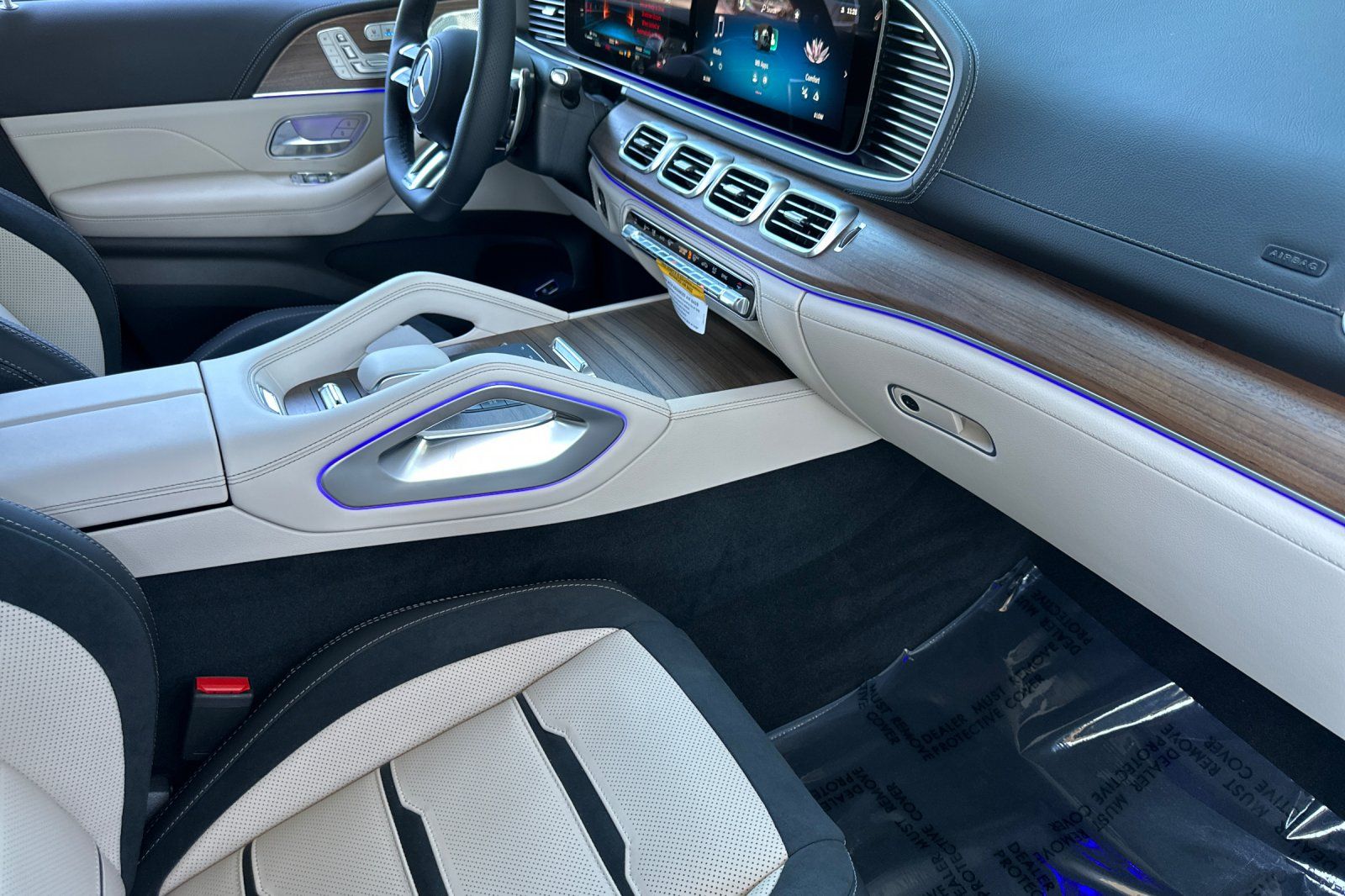2026 Mercedes Benz GLE 53 AMG 4MATIC photo 14