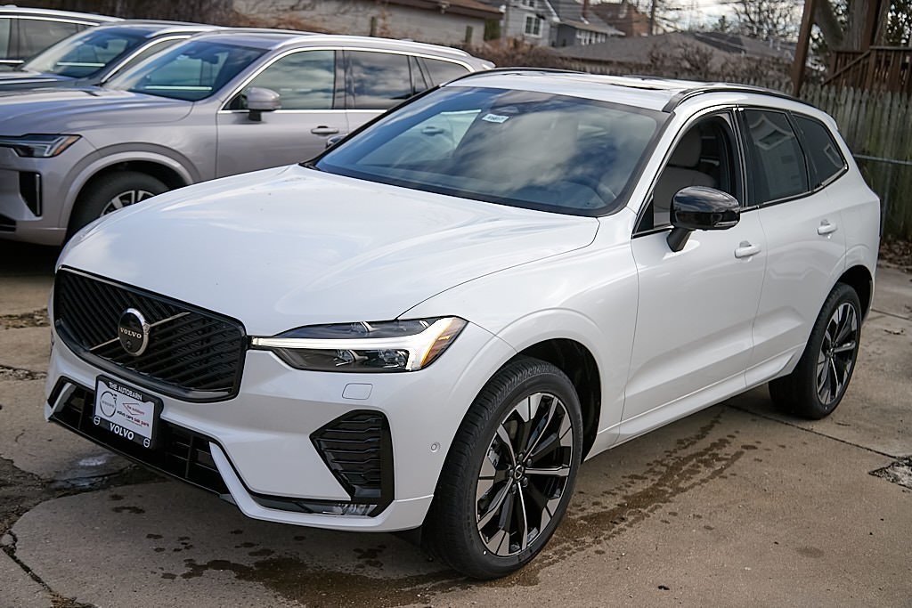 2026 VOLVO XC60 - Image 5