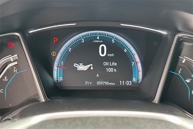 2017 Honda Civic Touring photo 24
