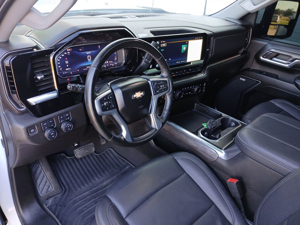 2024 Chevrolet Silverado 2500HD LTZ photo 10