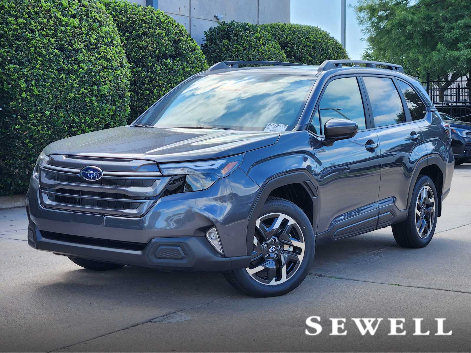 2025 Subaru Forester Premium Hybrid