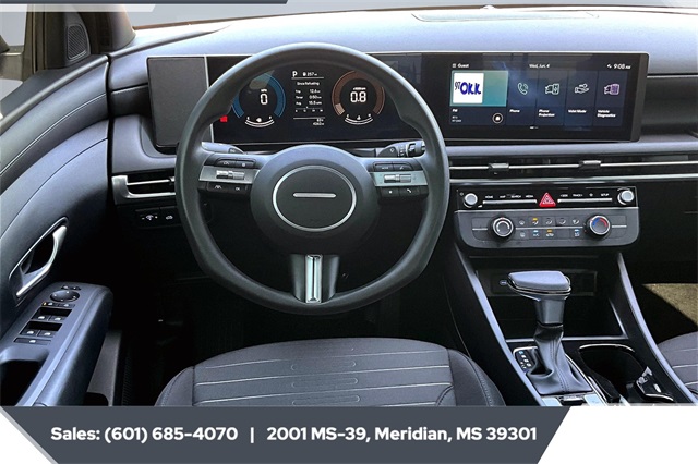 2025 Hyundai Santa Cruz SE photo 3