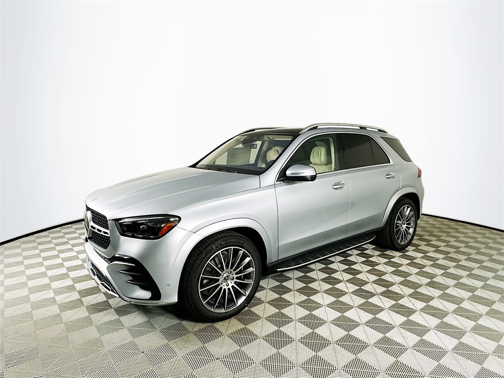 2026 Mercedes Benz GLE 450 4MATIC photo 3